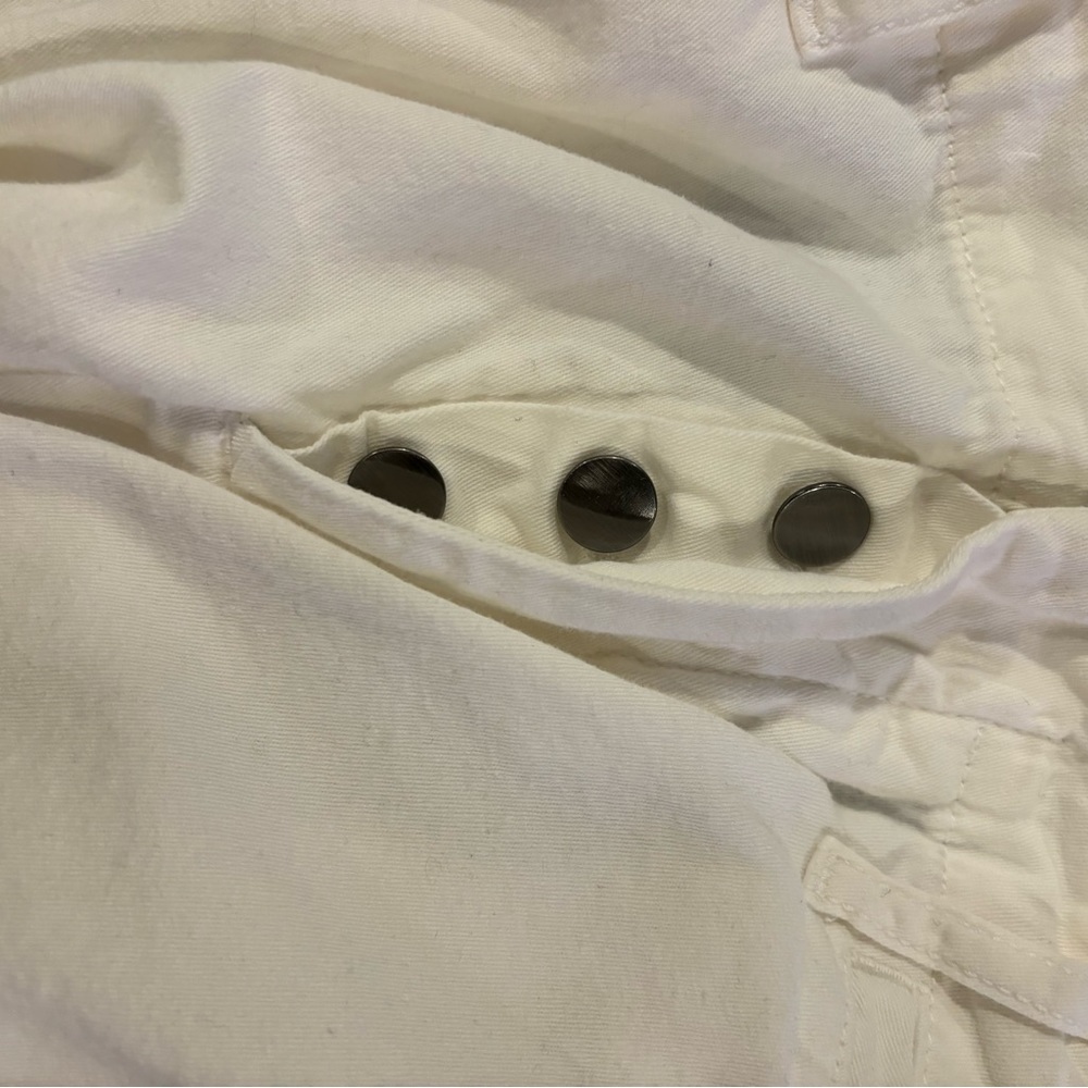 Frame Le Tomboy Shorts - Picture 6 of 6